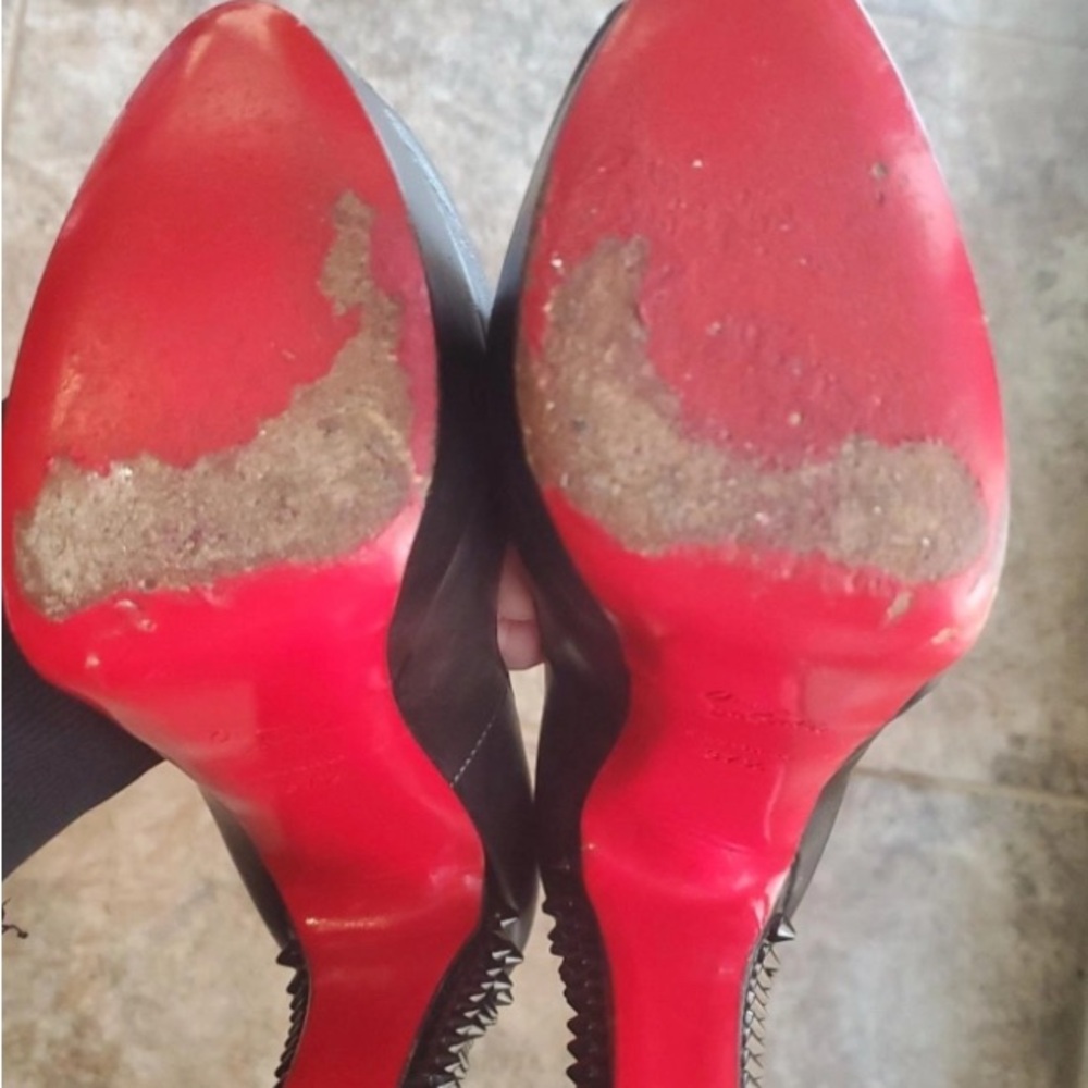 Christian Louboutin Black Peep Toe Heels - Picture 4 of 4
